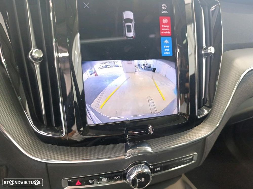 Volvo XC 60 2.0 T6 PHEV Core - 10