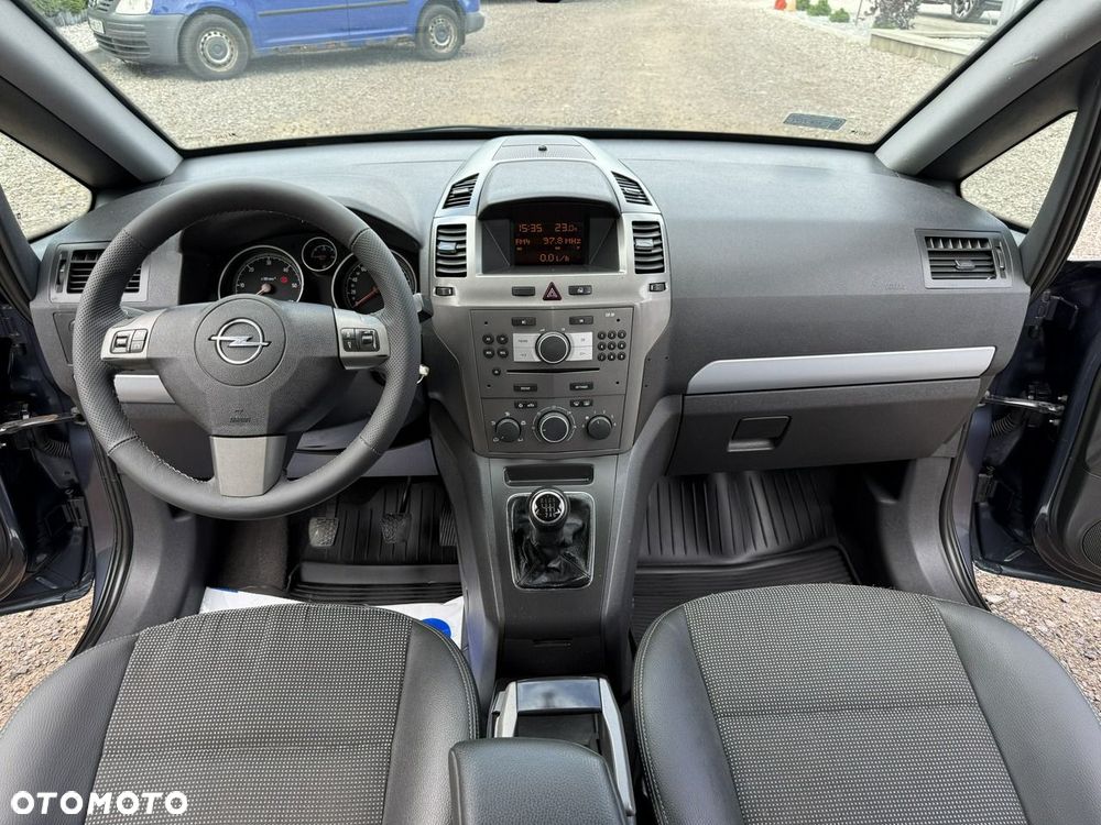 Opel Zafira - 11