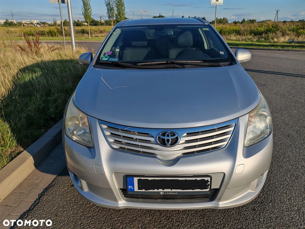 Toyota Avensis 2.0 Sol plus - 3
