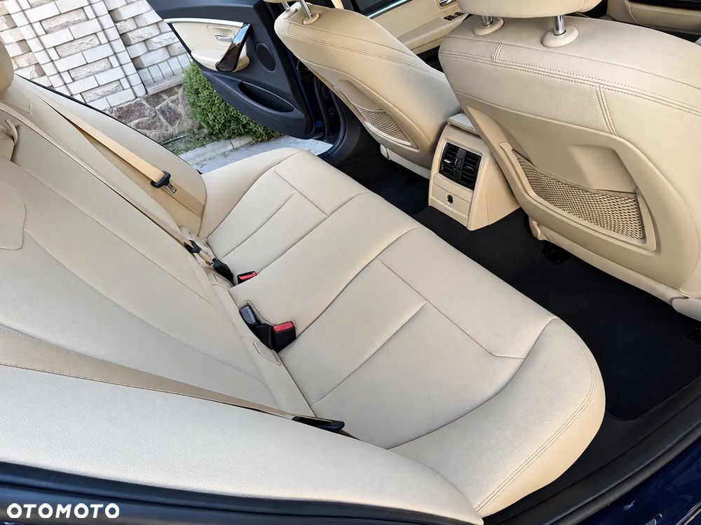 BMW Seria 3 - 12