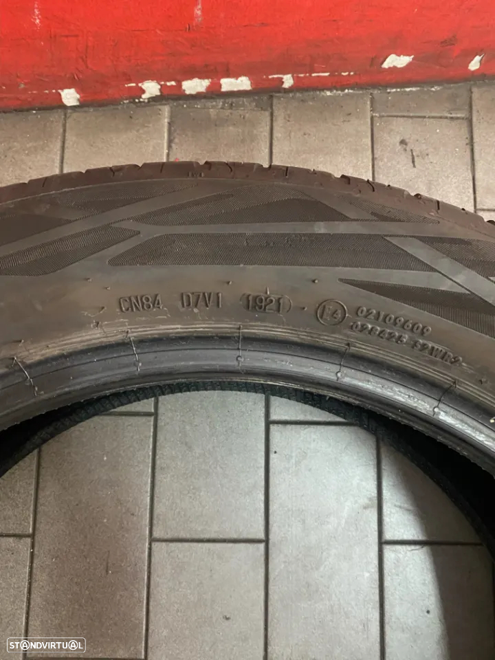 1 Pneu 235/50/19 Continental EcoContact 6 de 2021 com mais de 90% de piso - 3