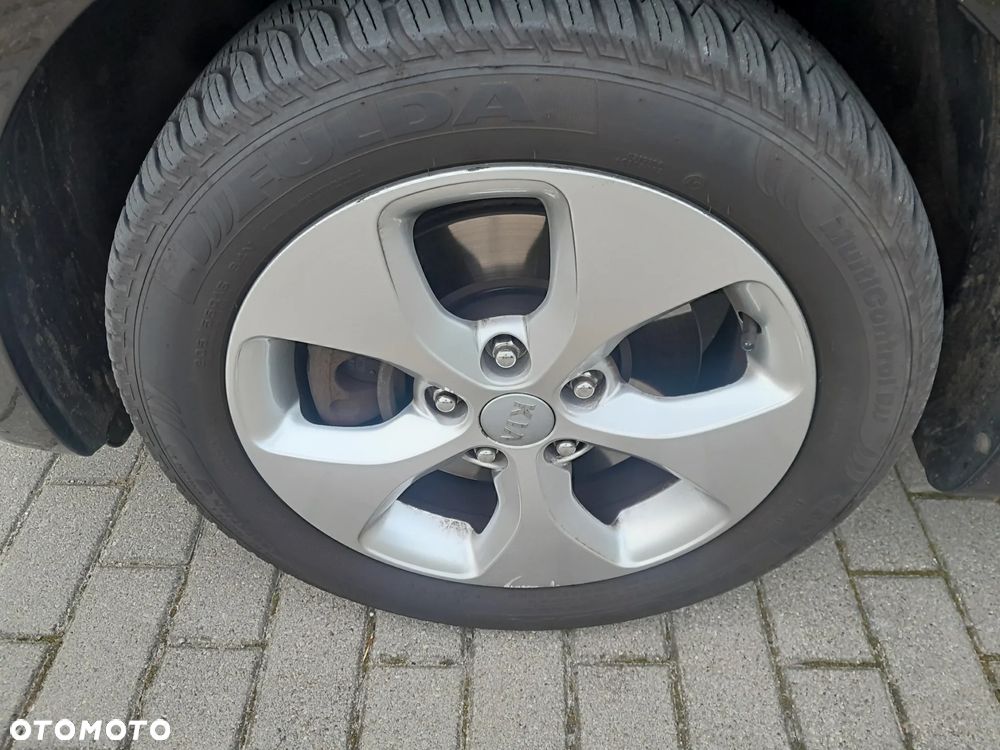 Kia Carens 1.6 GDI Edition 7 - 9