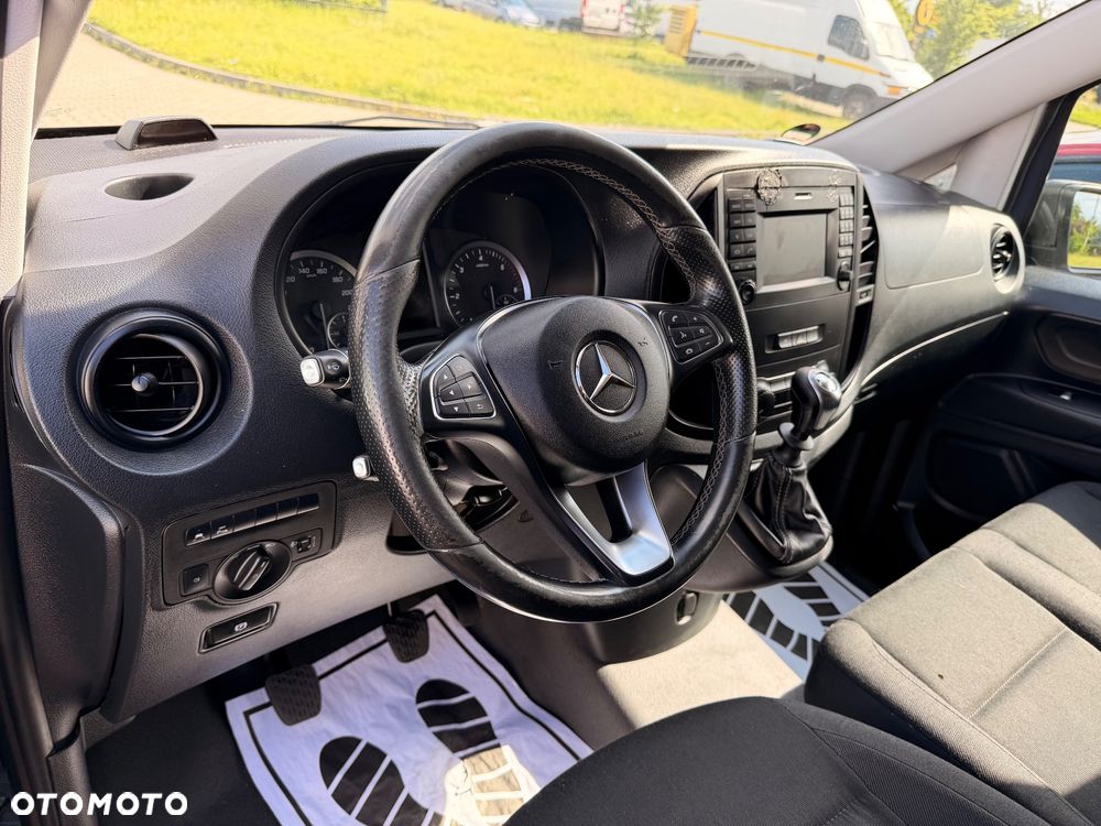 Mercedes-Benz Vito - 15