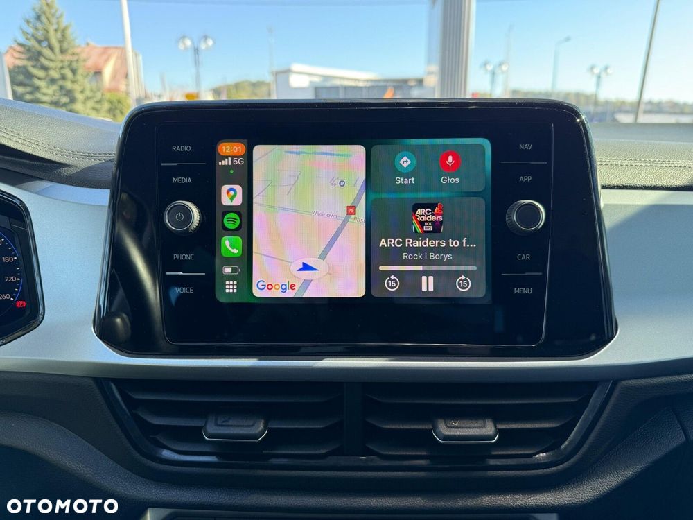 Volkswagen T-Roc 1.5 TSI Life - 21