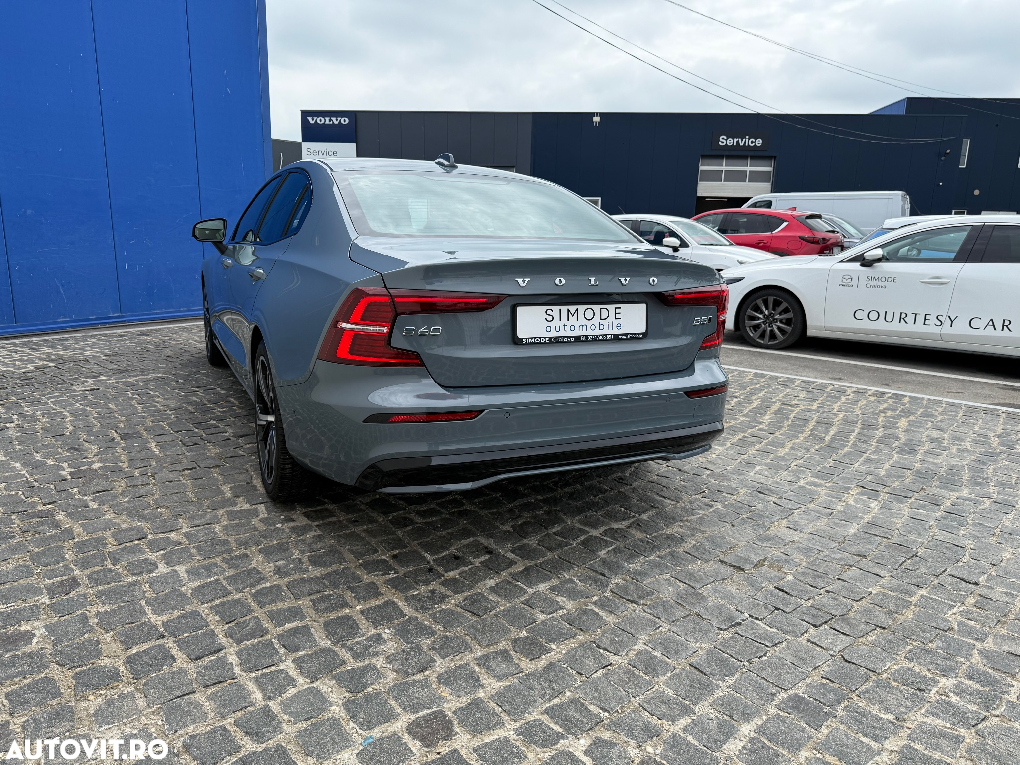 Volvo S60 B5 B AWD Ultimate Dark - 11