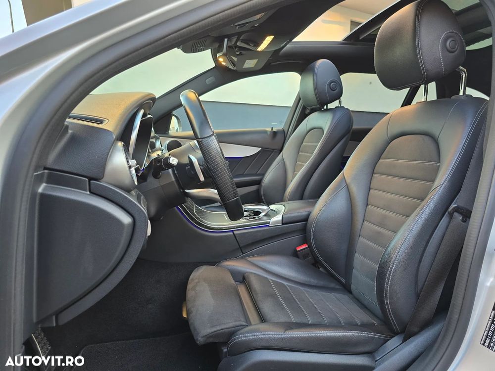 Mercedes-Benz C 220 d 4Matic 9G-TRONIC AMG Line - 11