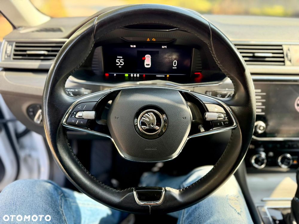 Skoda Superb 2.0 TDI SCR 4x4 Style DSG - 22