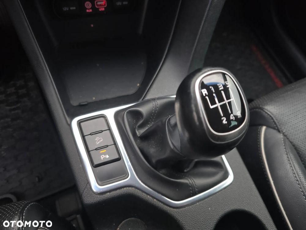 Kia Sportage 1.7 CRDI Business Line 2WD - 18