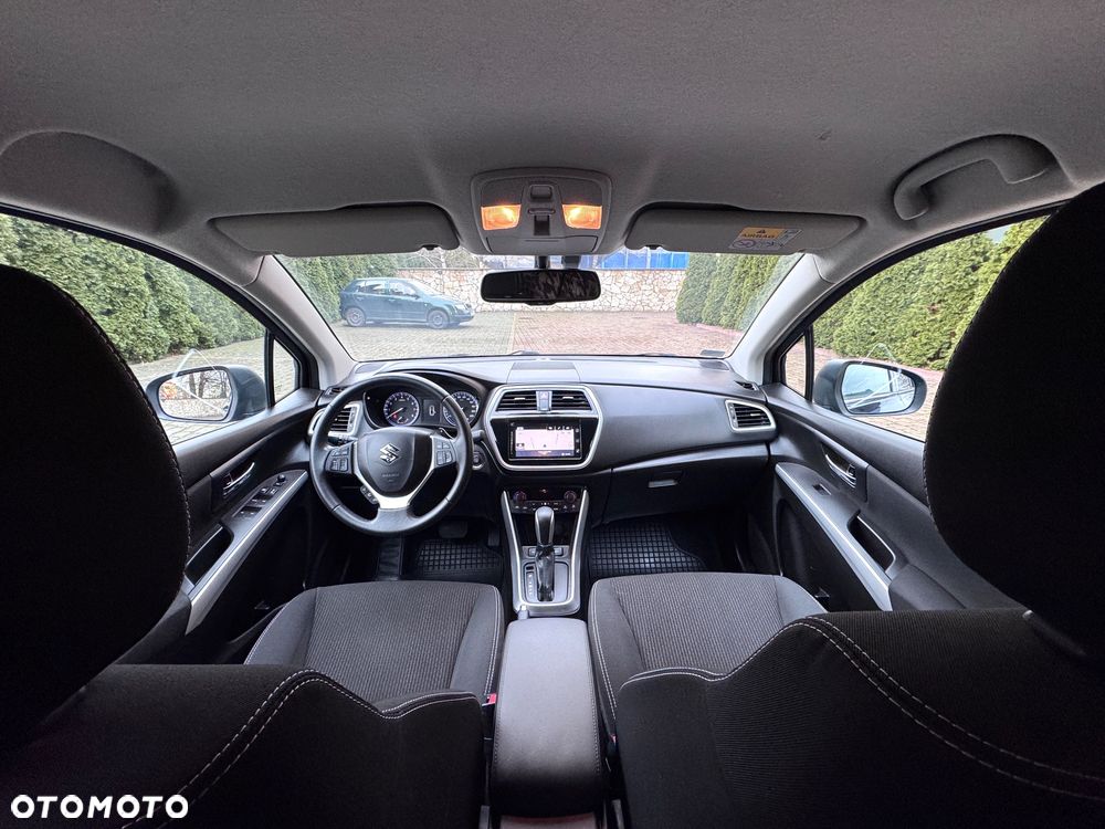 Suzuki SX4 S-Cross 1.0 T Premium 4WD - 8