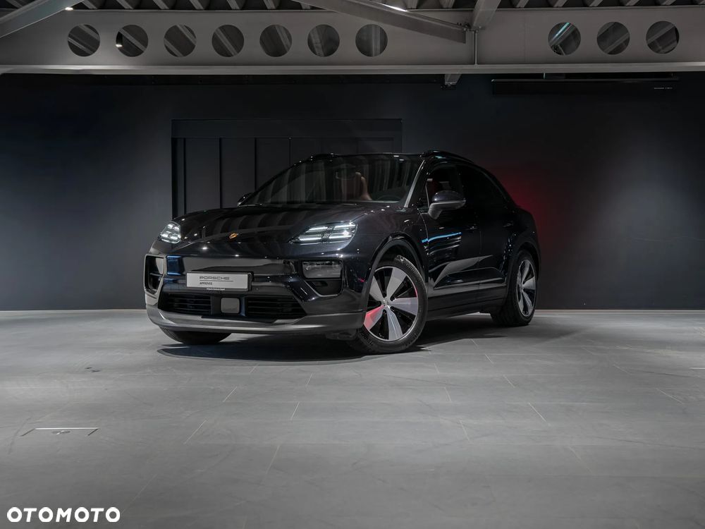 Porsche Macan - 1