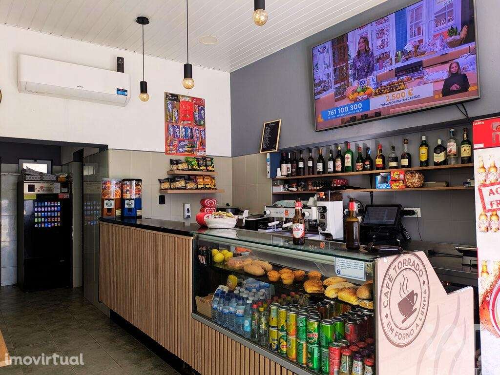 Loja / Estabelecimento Comercial em Estremoz (Santa Maria e Santo Andr - Grande imagem: 2/20