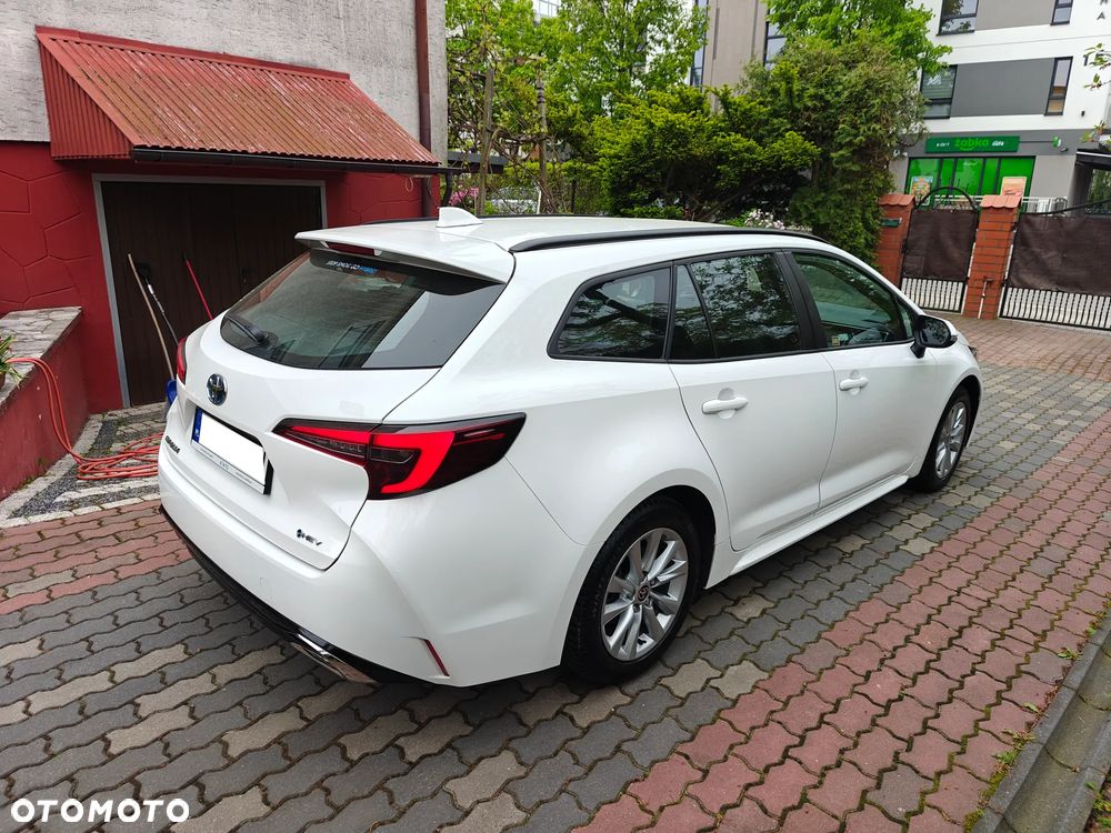 Toyota Corolla 1.8 Hybrid Comfort - 4