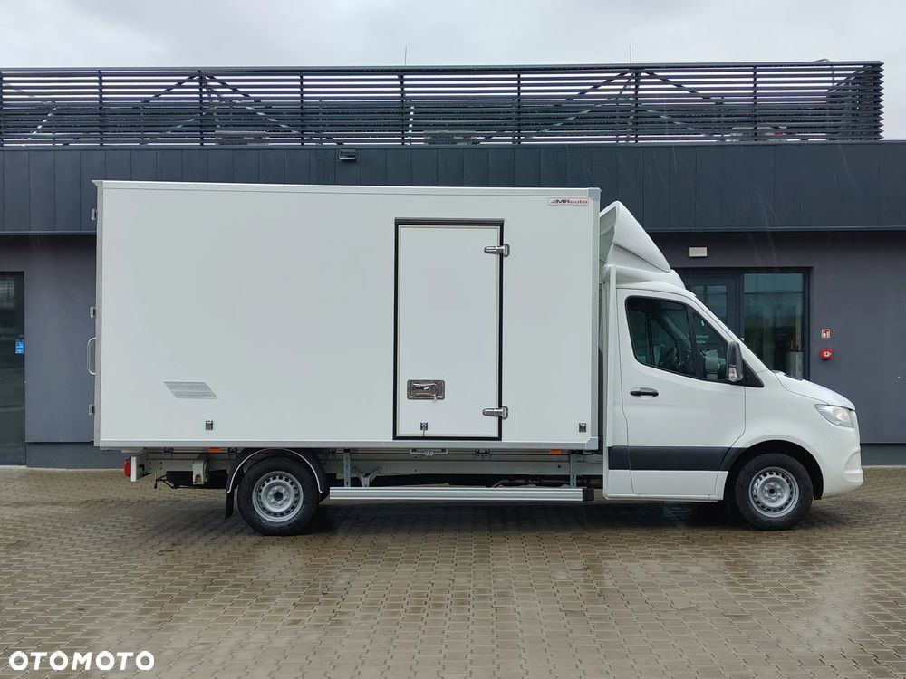 Mercedes-Benz Sprinter 319 CDI Podwozie 4325 - 14