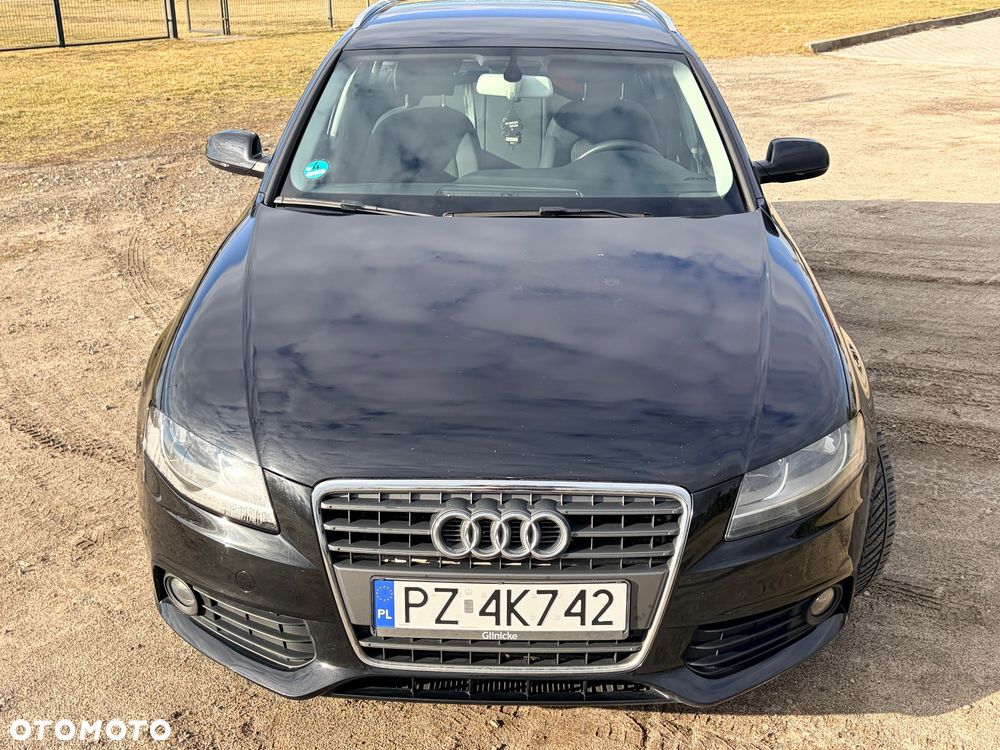 Audi A4 Avant - 11
