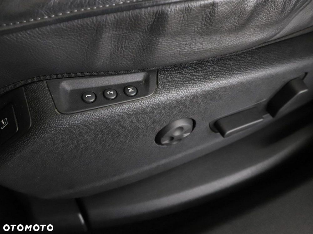 DS Automobiles DS 7 Crossback 1.6 E-Tense 4x4 Performance Line + - 40