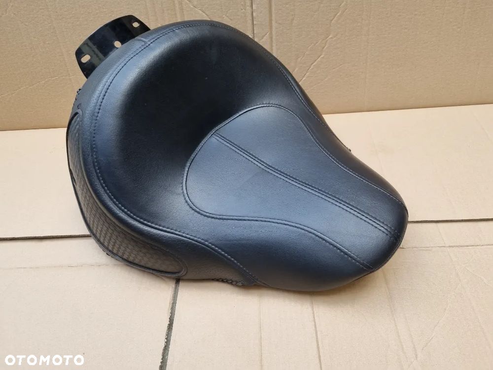 SIEDZENIE KANAPA HARLEY SOFTAIL DELUXE FLSTN - 1