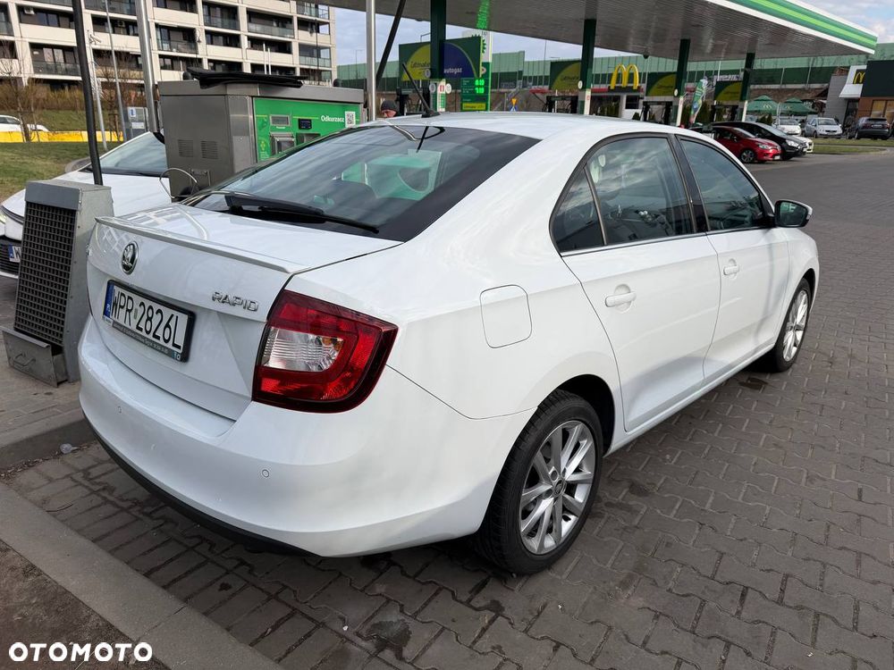 Skoda RAPID - 7