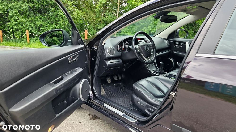 Mazda 6 2.0 Exclusive + - 11
