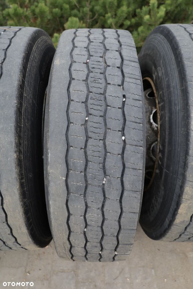 Koła, koło felgi 22,5 opony 295/80 R22.5 - 9