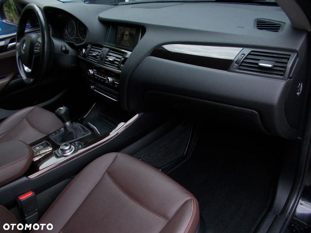 BMW X4 xDrive20d xLine - 9