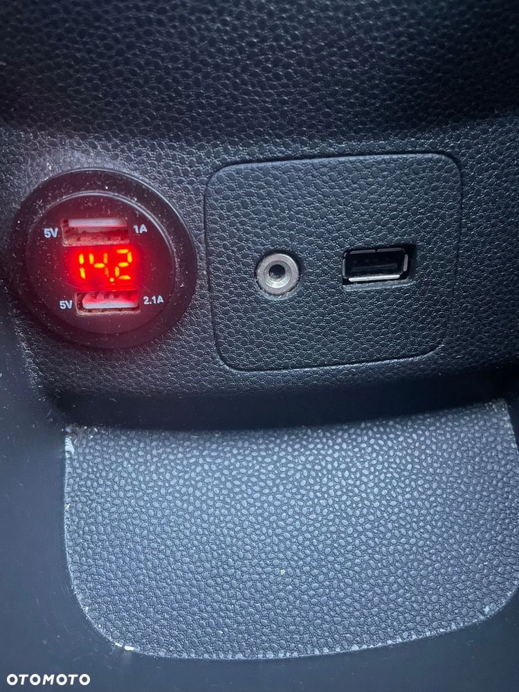 Ford Fiesta - 22