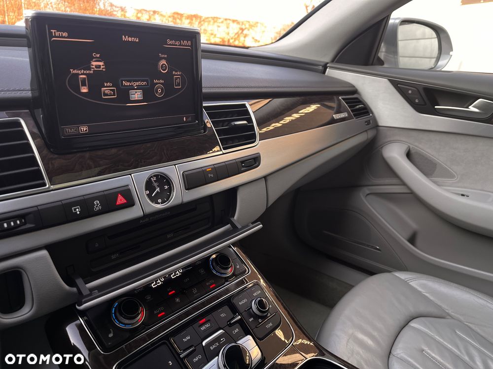 Audi A8 4.2 TDI DPF quattro tiptronic - 32
