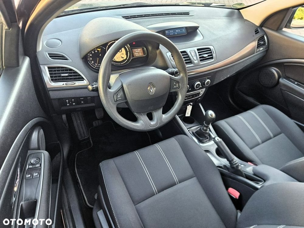 Renault Megane 1.6 16V 110 Authentique - 19