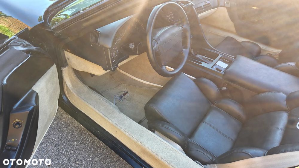 Chevrolet Corvette 5.7 - 9