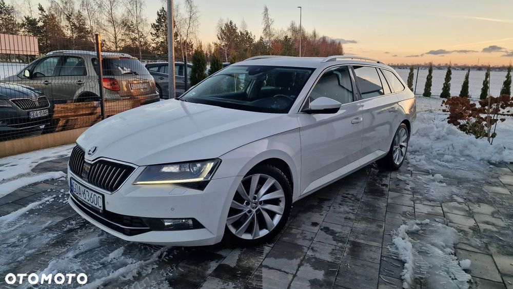 Skoda Superb 2.0 TDI Ambition DSG - 13