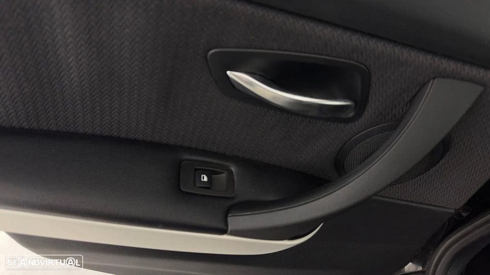 BMW 318 d Navigation - 43