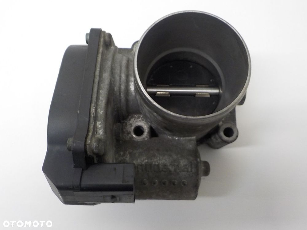 VW AUDI 1.4 TSI CAX CGG PRZEPUSTNICA 03C133062S - 2