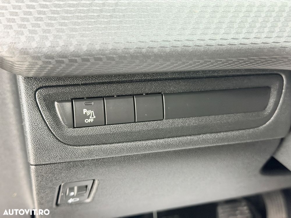 Peugeot 208 PureTech 82 Style - 13