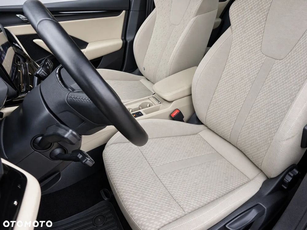Skoda Octavia 1.5 TSI ACT Style - 29