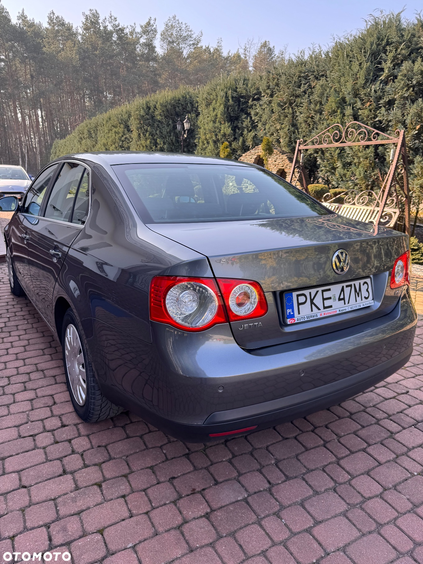 Volkswagen Jetta 1.6 FSI Trendline - 8