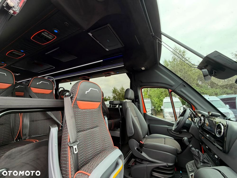 Mercedes-Benz Sprinter 519 - 15