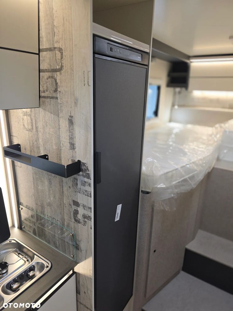 McLOUIS SLIM 339 UKŁAD ŁÓŻEK NIEMIECKICH GARAZ 6,69M 2.0 4 OSOBOWY - 26