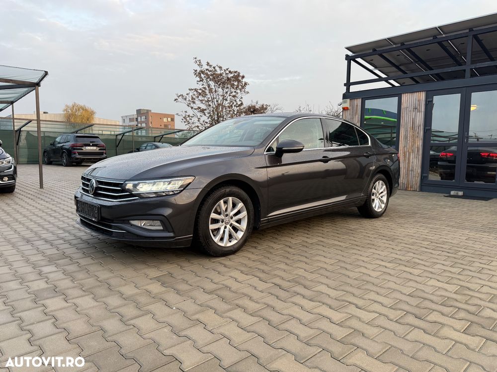 Volkswagen Passat 1.5 TSI OPF DSG Business - 1