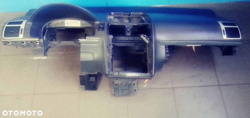 Deska Rozdzielcza VW Touran 1 - 1