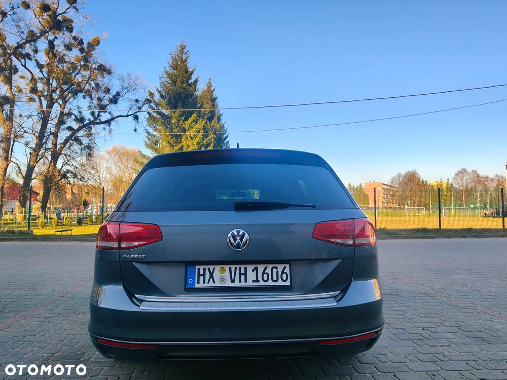 Volkswagen Passat 2.0 TDI (BlueMotion Technology) Comfortline - 26