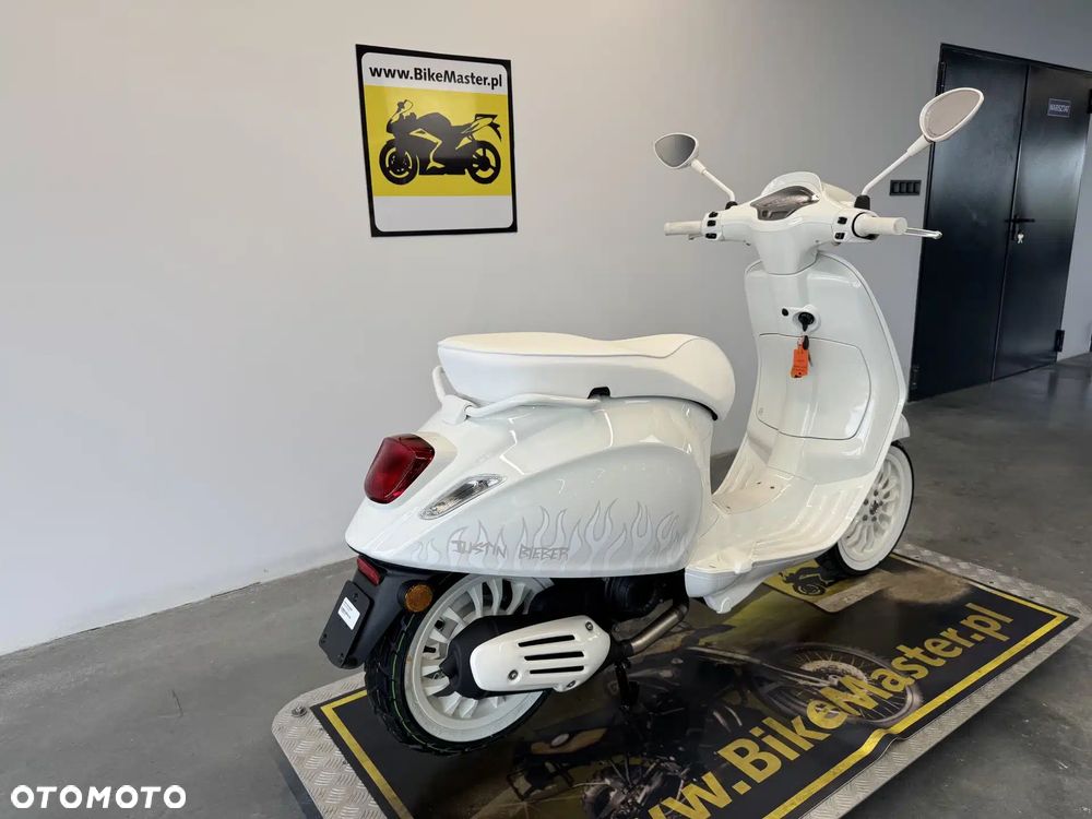 Piaggio Vespa - 5