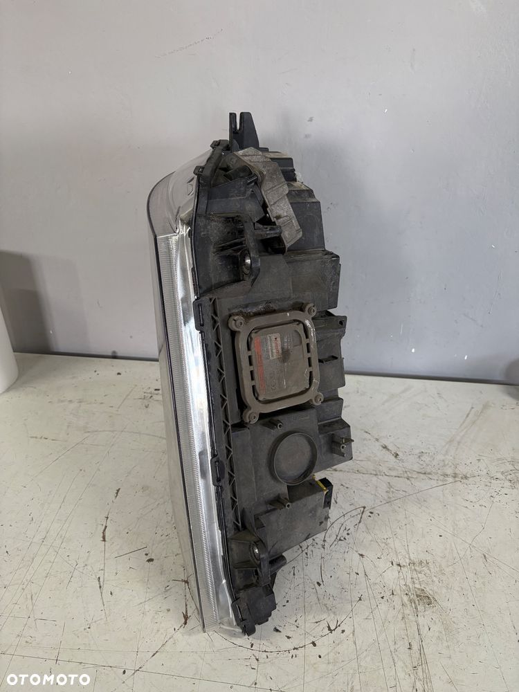 Reflektor przedni lampa prawa Volvo FH4 xenon 22239244 - 3