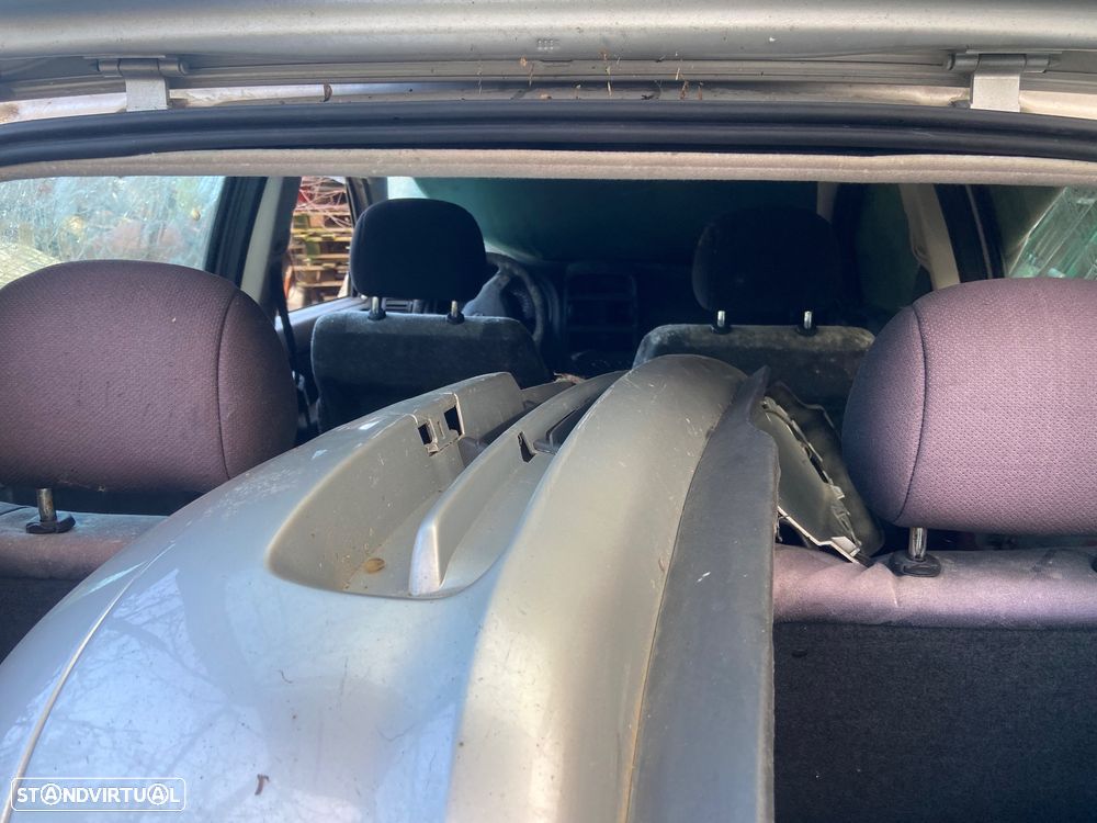 Opel Astra 1.2 Club - 21