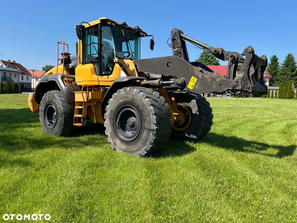 Volvo L120H - 10