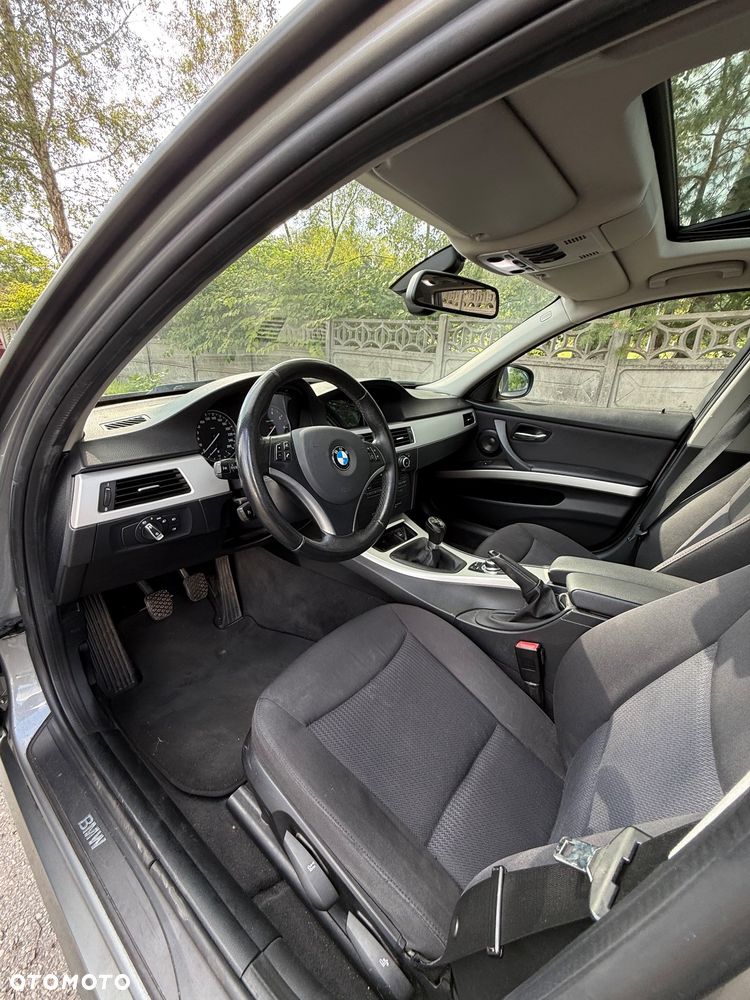 BMW Seria 3 - 11