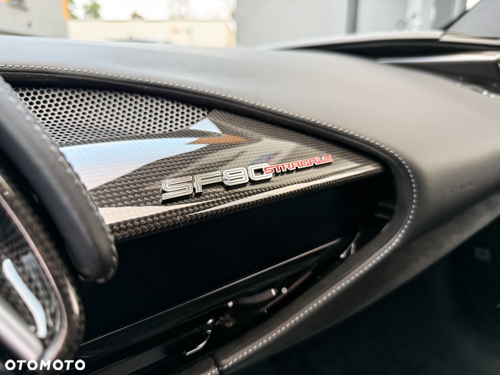 Ferrari SF90 Stradale - 31