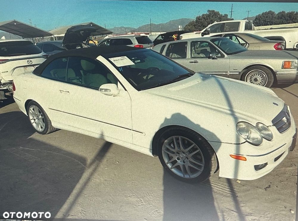 Mercedes-Benz CLK - 20