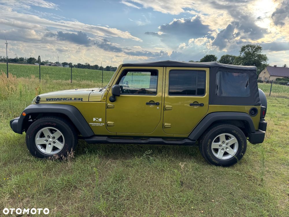 Jeep Wrangler Unlimited 3.8 Automatik Sahara - 13