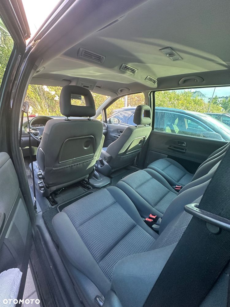 Volkswagen Sharan 2.8 V6 Highline - 3