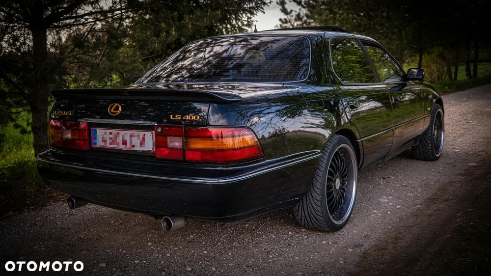 Lexus LS - 6