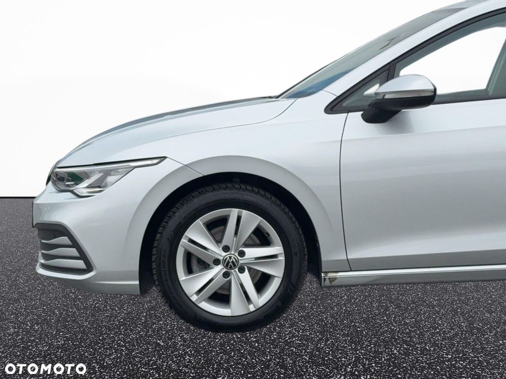Volkswagen Golf - 11